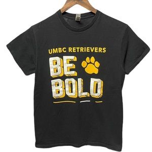 university of Maryland business college UMBC retrievers be bold sports T-shirt
